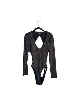 Venus women’s silver & black glittery striped open weave back bodysuit L